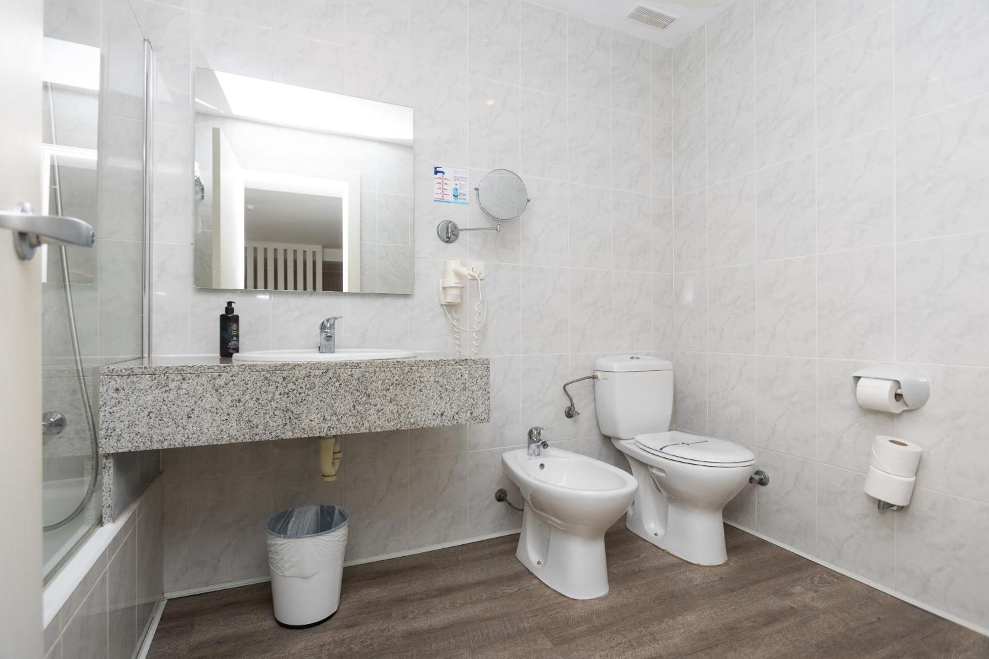 Hotel Brisa Marina (Adults Only) С'Іллот Екстер'єр фото